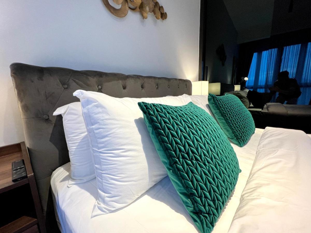 The Luxe By Infinitum Suites Kuala Lumpur Esterno foto